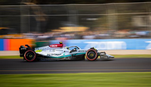 规则改革让梅赛德斯遇困境 汉密尔顿重演2009惨剧