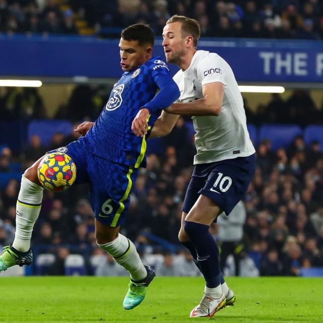 开云官方入口-名宿辩车刺：弟媳太娇or凯恩太冤 孔蒂需要列维哄